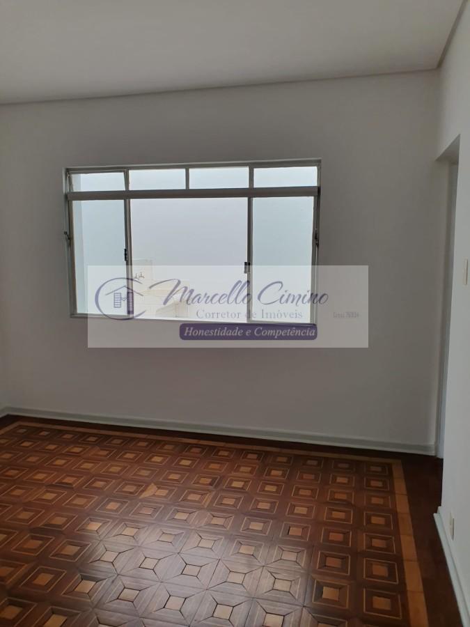 Casa para alugar com 2 quartos, 80m² - Foto 1