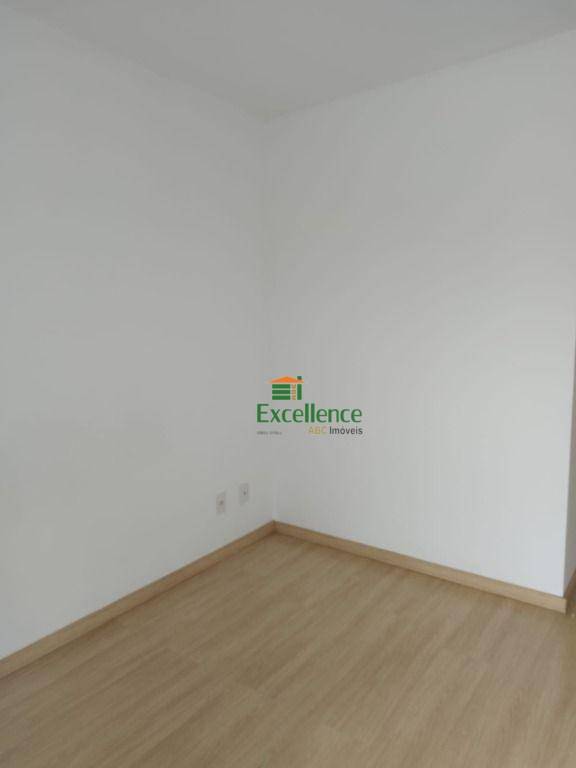 Apartamento para alugar com 3 quartos, 82m² - Foto 8