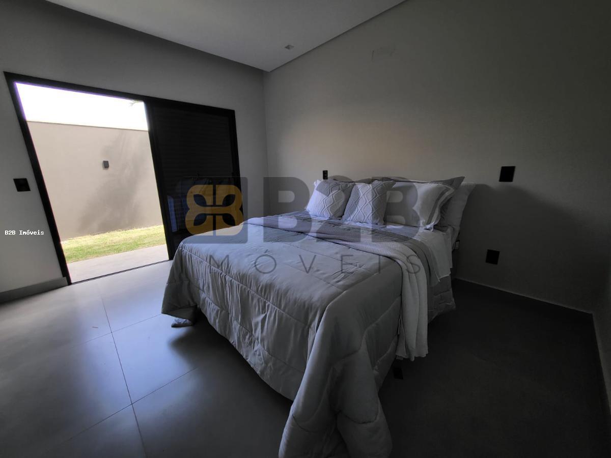 Casa de Condomínio à venda com 3 quartos, 205m² - Foto 19