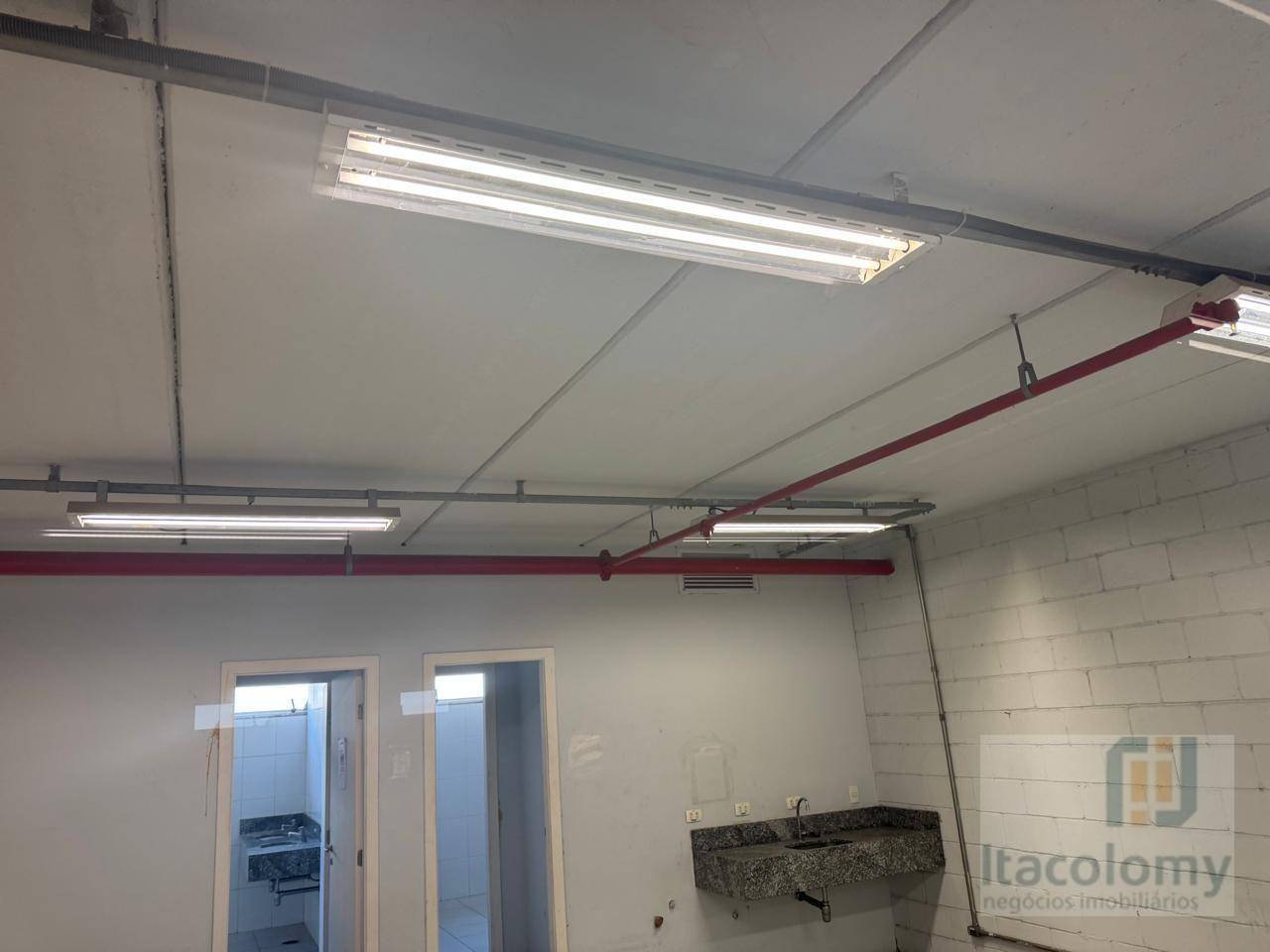 Depósito-Galpão-Armazém para alugar, 1100m² - Foto 12