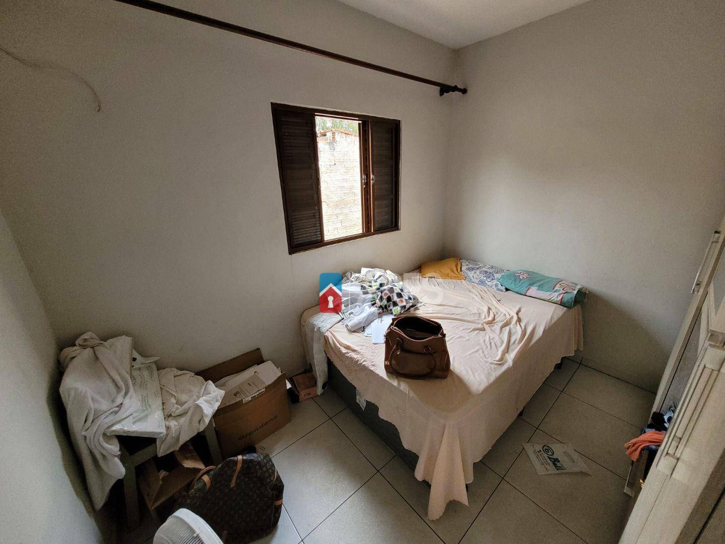 Casa à venda com 2 quartos, 60m² - Foto 9