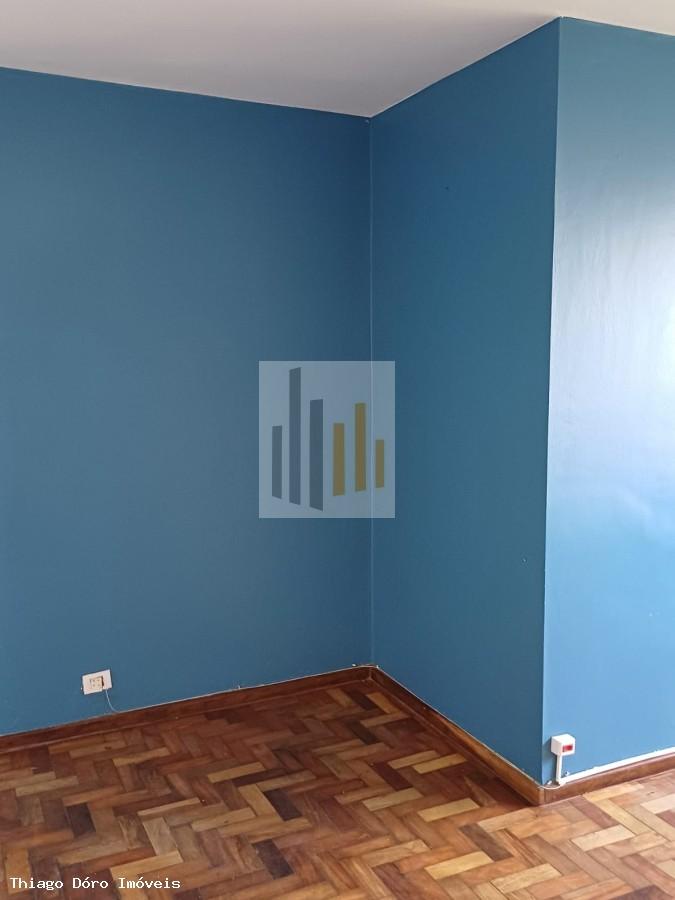 Apartamento à venda com 3 quartos, 72m² - Foto 2