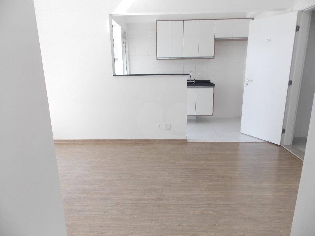 Apartamento para alugar com 2 quartos, 53m² - Foto 8