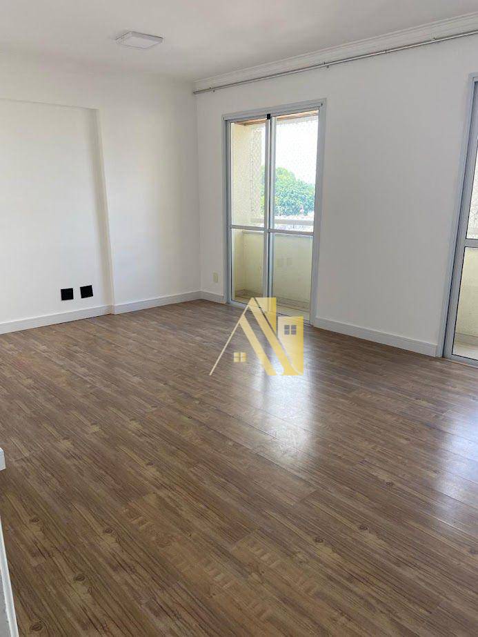 Apartamento à venda com 3 quartos, 114m² - Foto 2