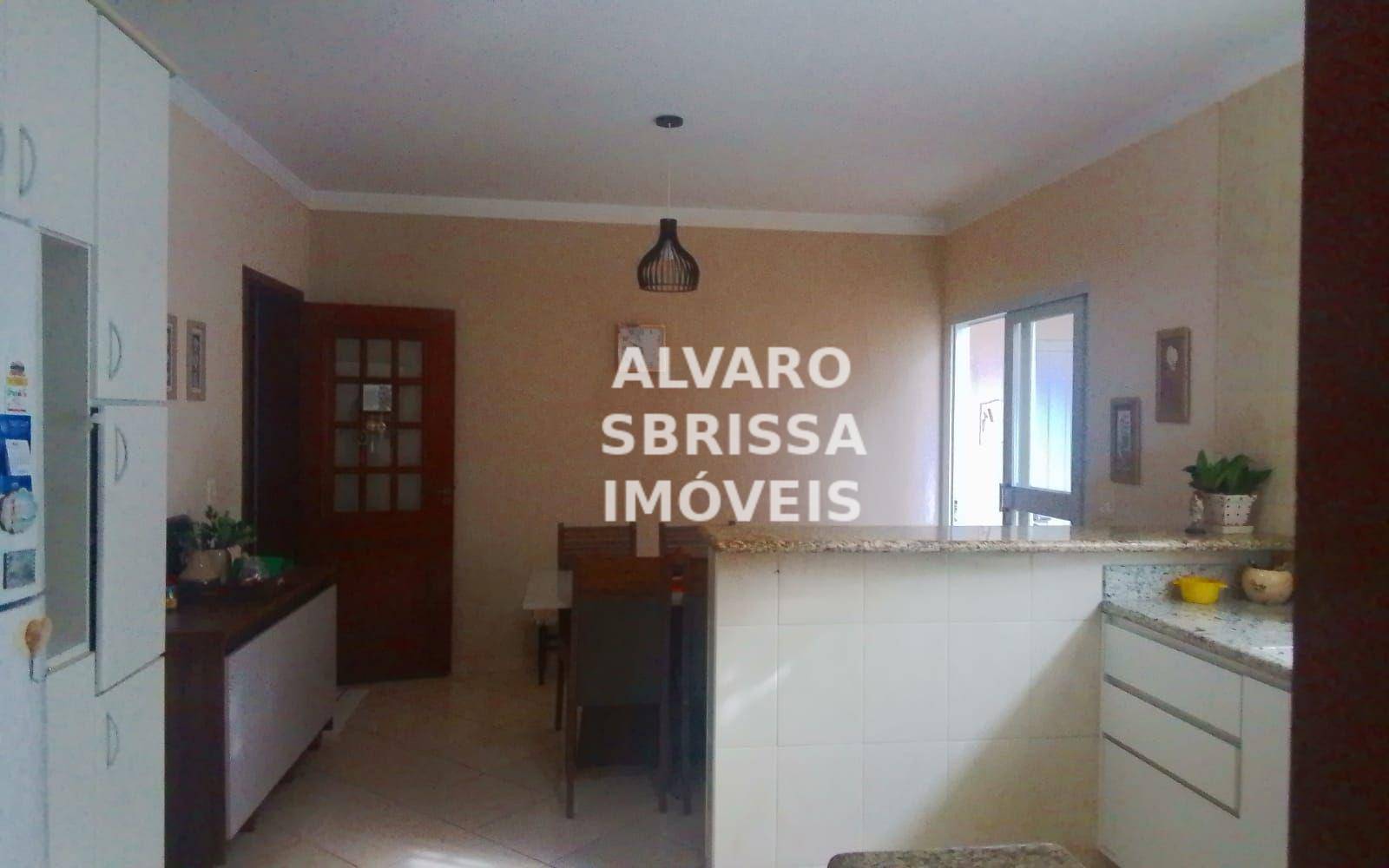 Casa de Condomínio à venda com 3 quartos, 201m² - Foto 8