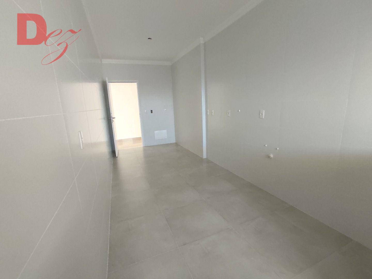 Apartamento à venda com 3 quartos, 125m² - Foto 8