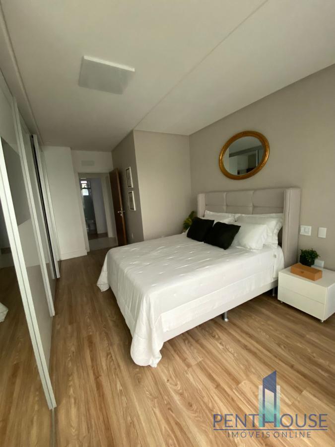 Apartamento à venda com 3 quartos, 182m² - Foto 13