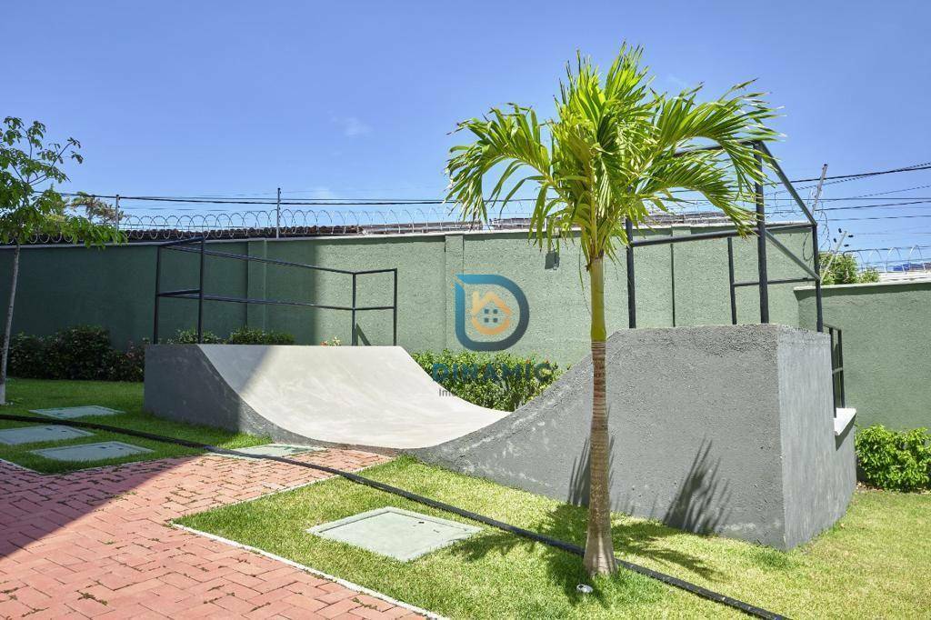 Apartamento à venda com 2 quartos, 61m² - Foto 4