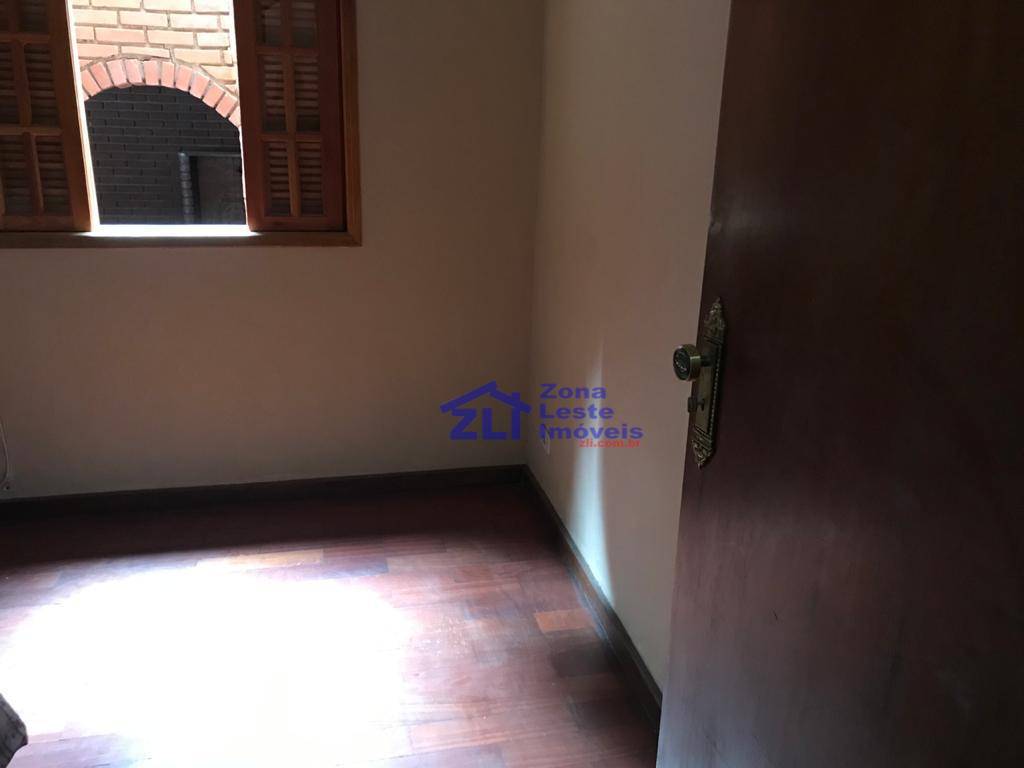 Sobrado à venda com 3 quartos, 240m² - Foto 6