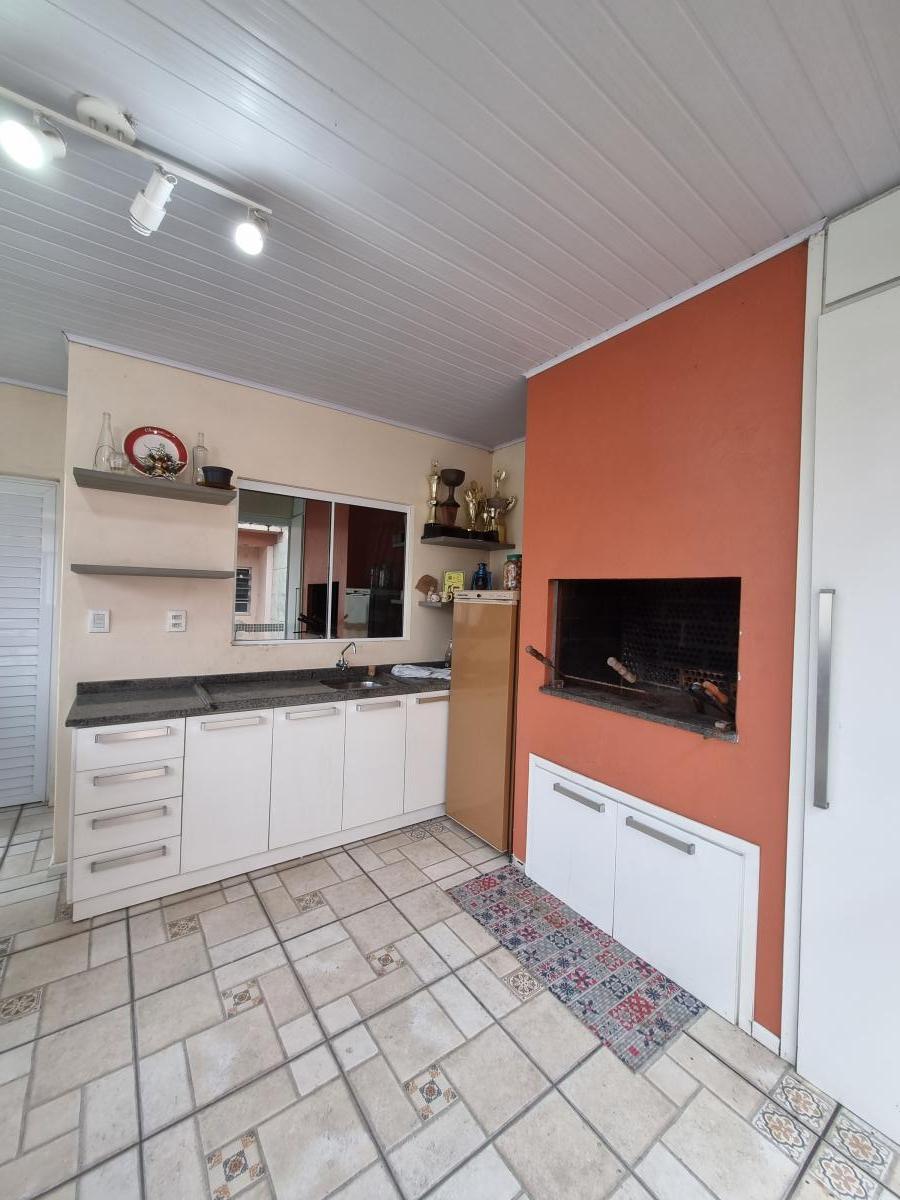 Casa à venda com 3 quartos, 250m² - Foto 11