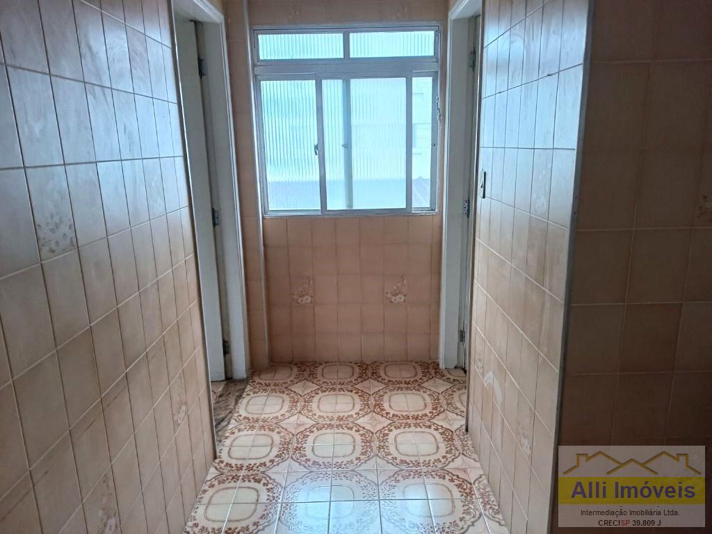 Apartamento à venda com 1 quarto, 40m² - Foto 4