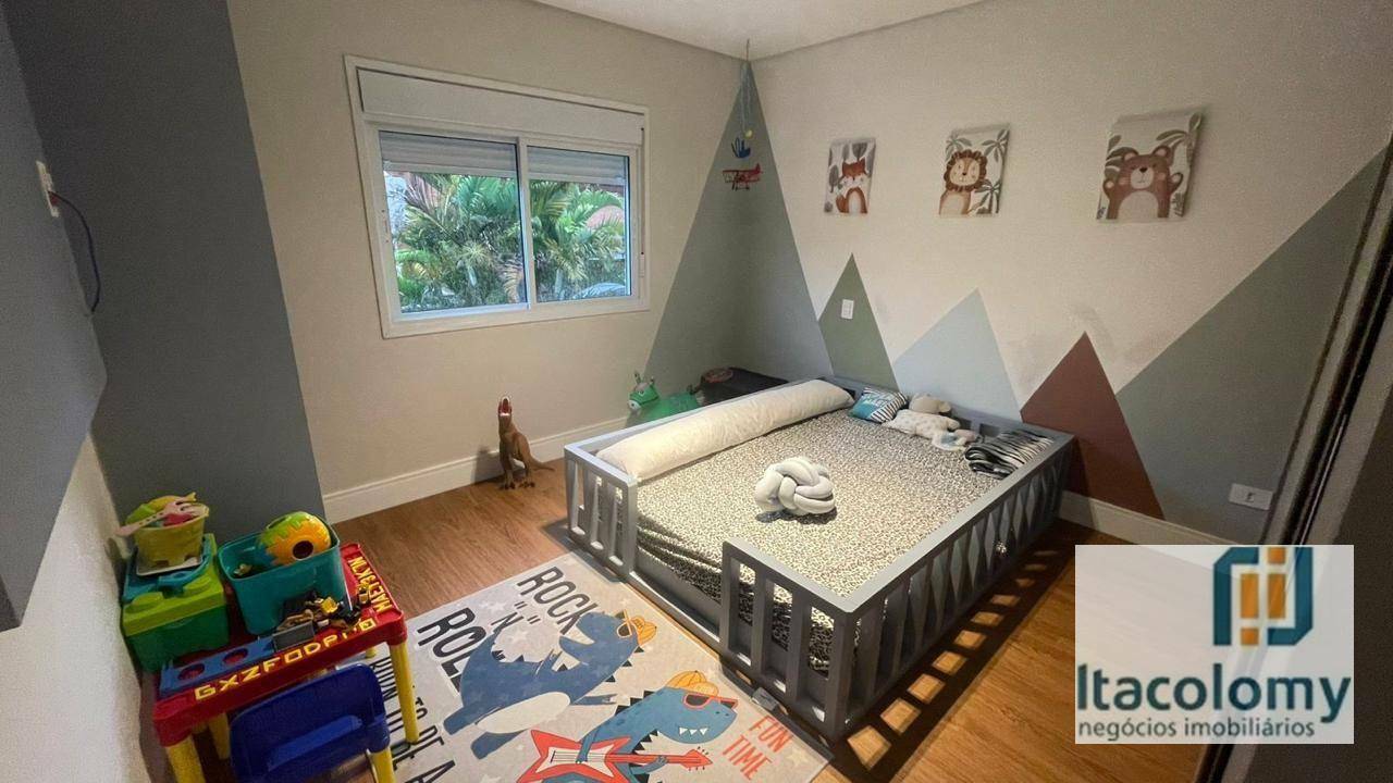 Casa de Condomínio à venda com 4 quartos, 300m² - Foto 17