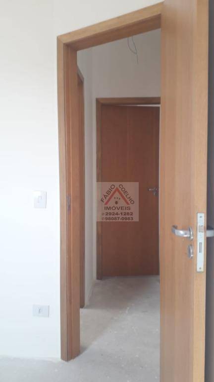 Sobrado à venda com 2 quartos, 66m² - Foto 13