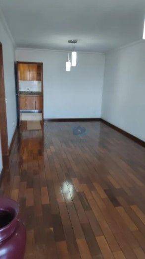 Apartamento à venda com 3 quartos, 101m² - Foto 1