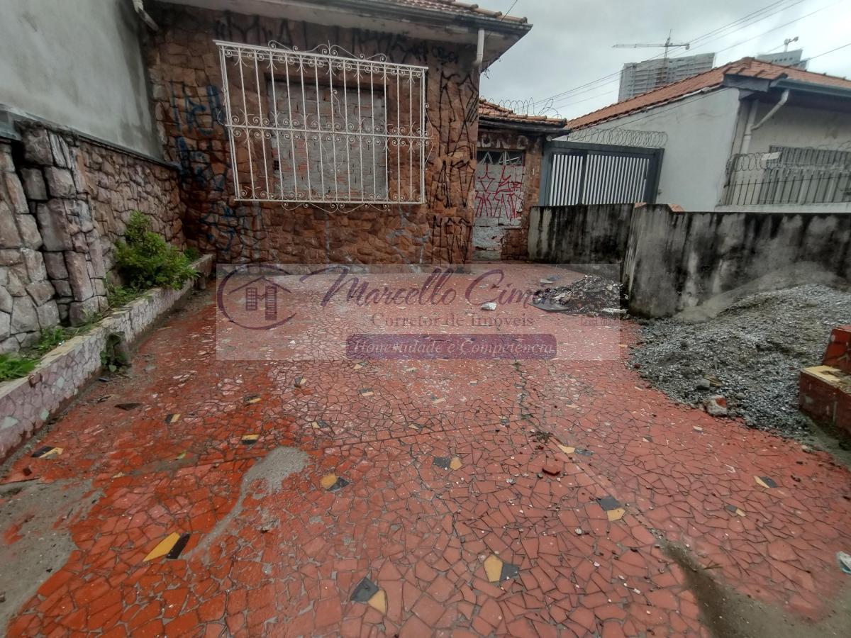 Terreno à venda com 3 quartos, 300m² - Foto 4