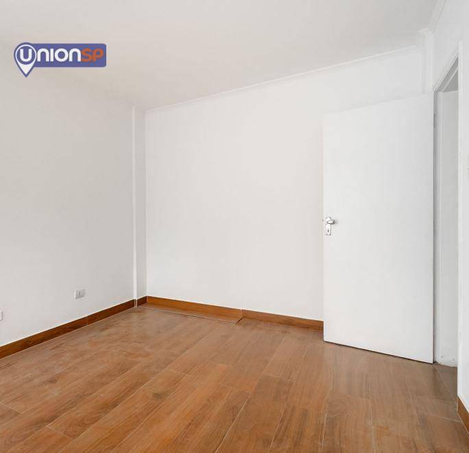 Apartamento à venda com 2 quartos, 40m² - Foto 7