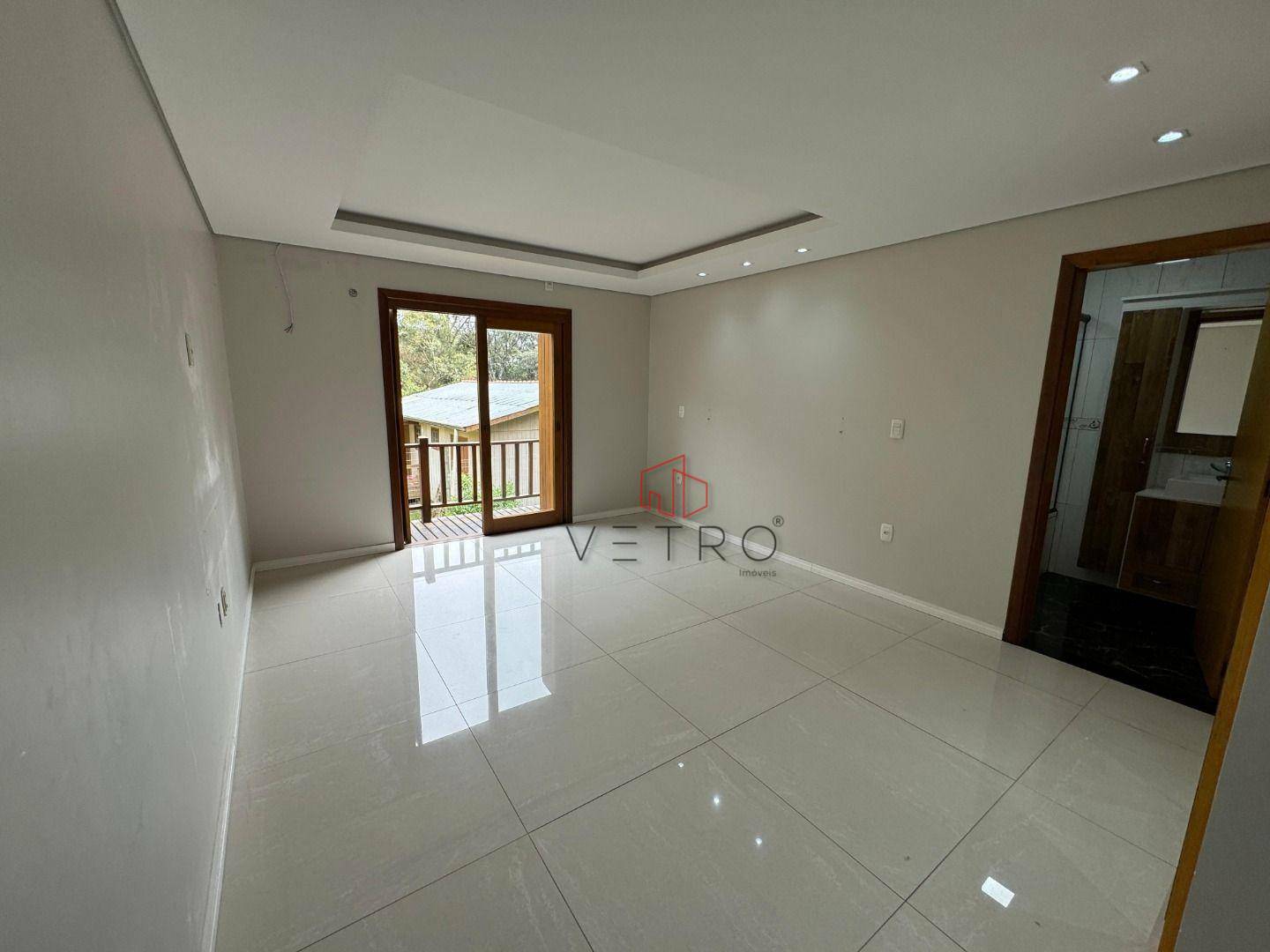 Casa à venda com 5 quartos, 193m² - Foto 9