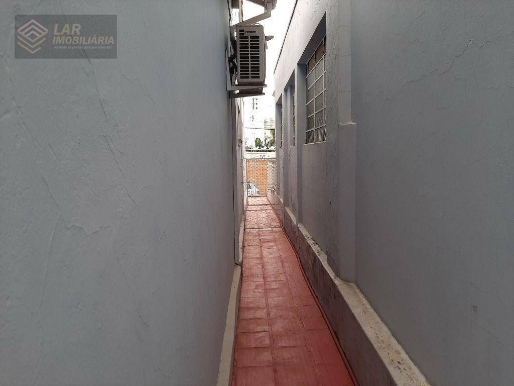 Casa à venda com 3 quartos, 230m² - Foto 20