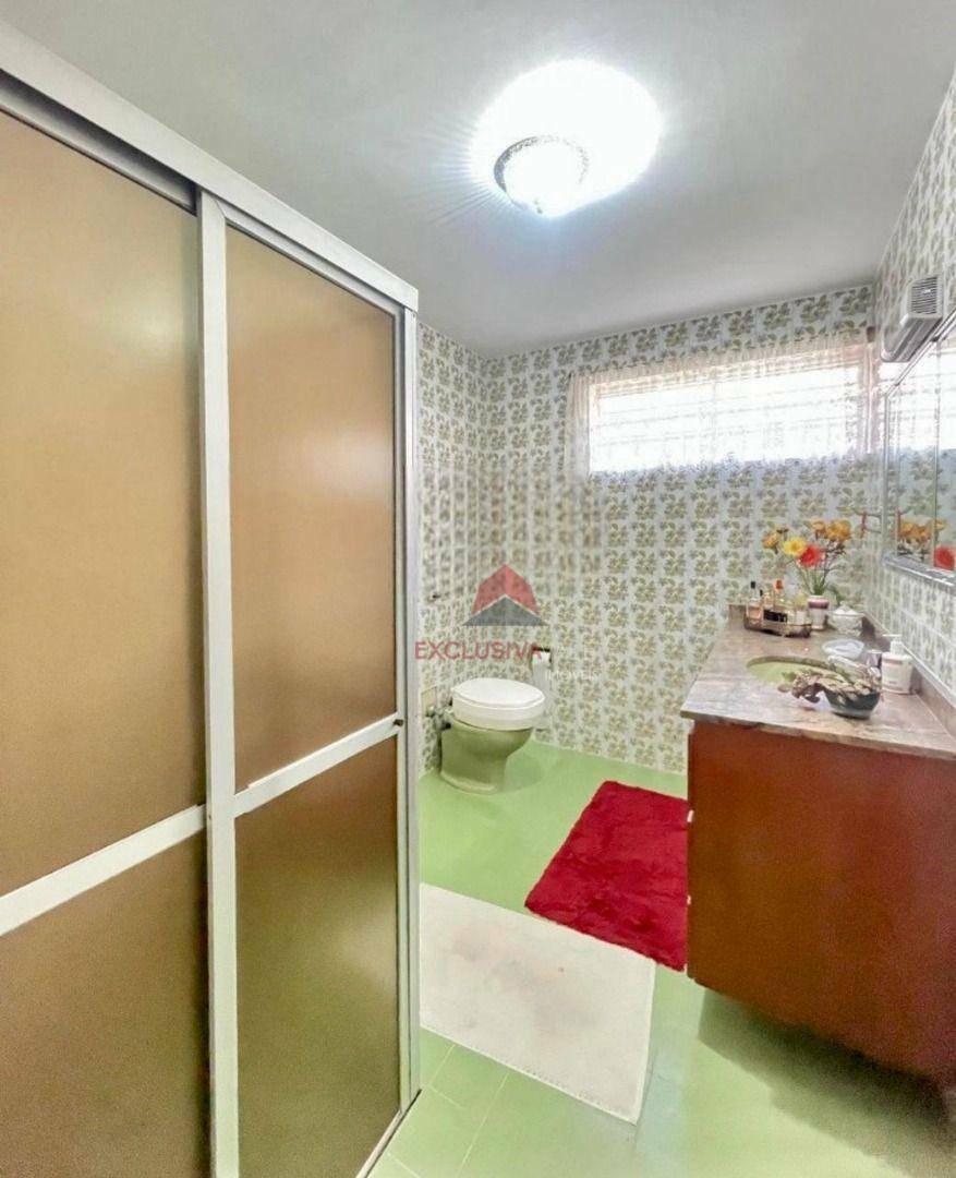 Casa à venda com 5 quartos, 320m² - Foto 24