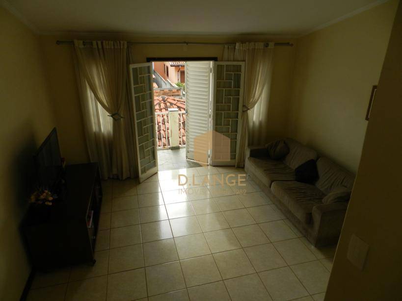 Casa de Condomínio à venda com 3 quartos, 250m² - Foto 22