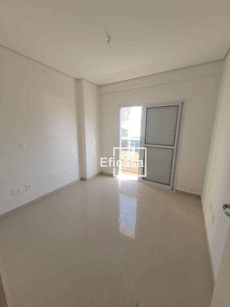 Apartamento à venda com 3 quartos, 80m² - Foto 3