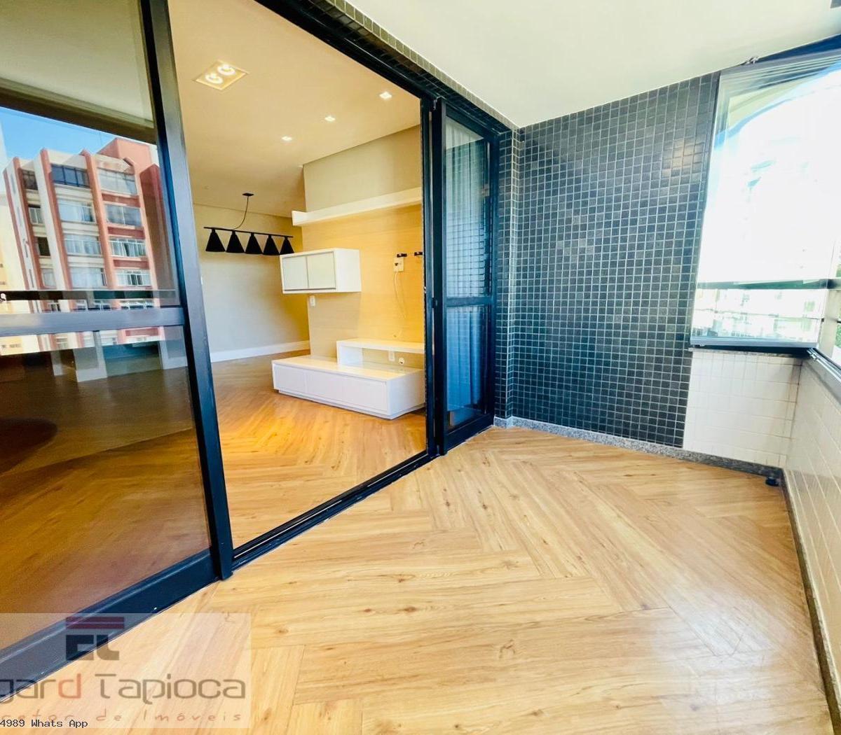 Apartamento à venda com 3 quartos, 95m² - Foto 2