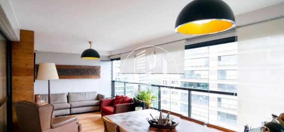 Apartamento à venda com 3 quartos, 210m² - Foto 9