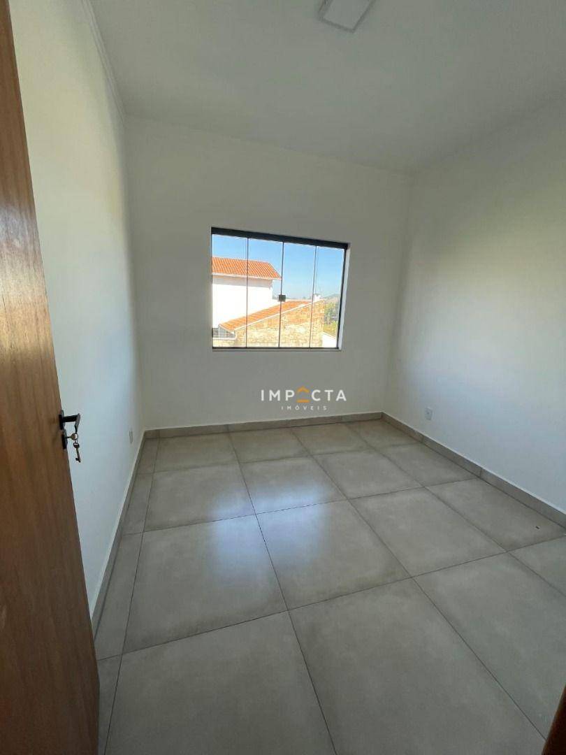 Casa à venda com 3 quartos, 100M2 - Foto 11