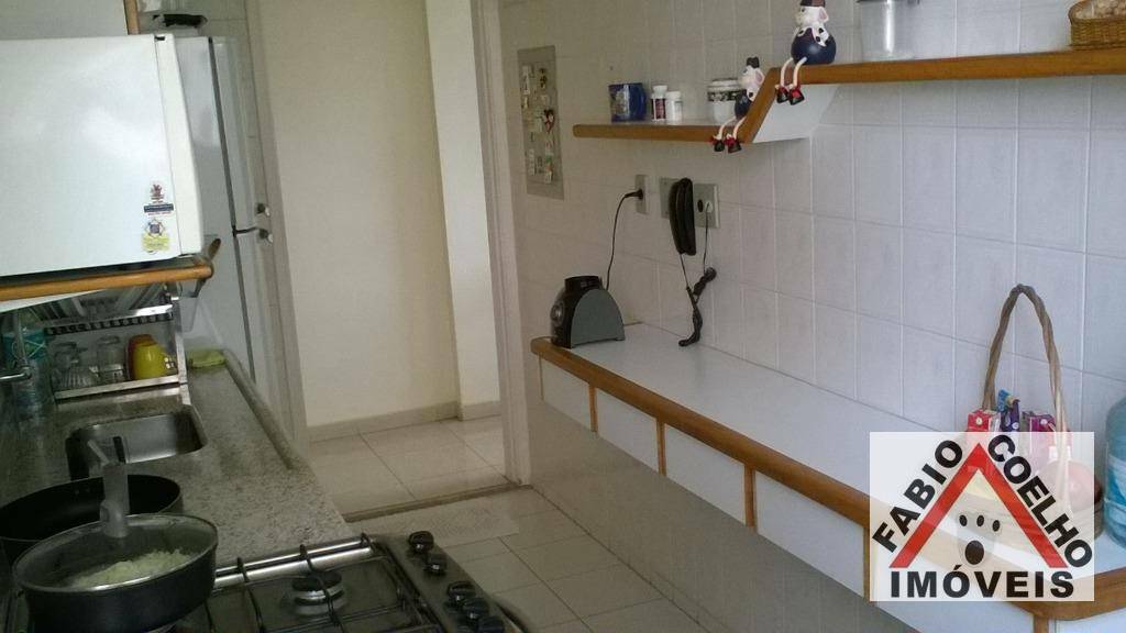 Apartamento à venda com 2 quartos, 75m² - Foto 3