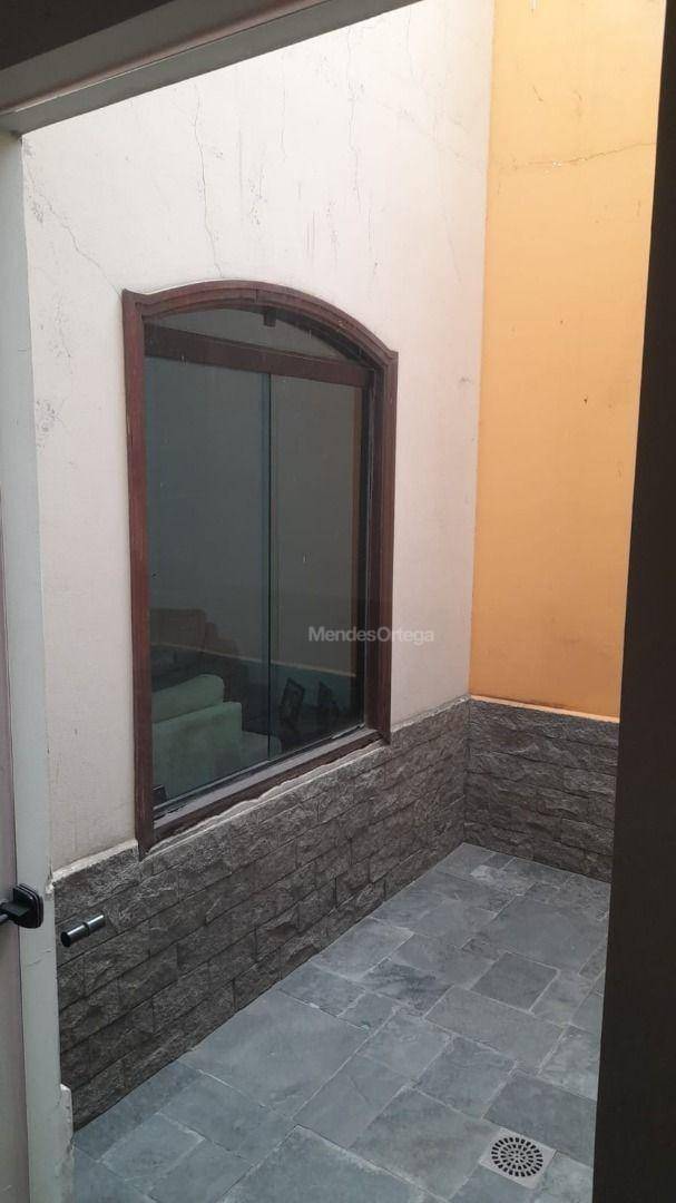 Casa à venda com 3 quartos, 260m² - Foto 5