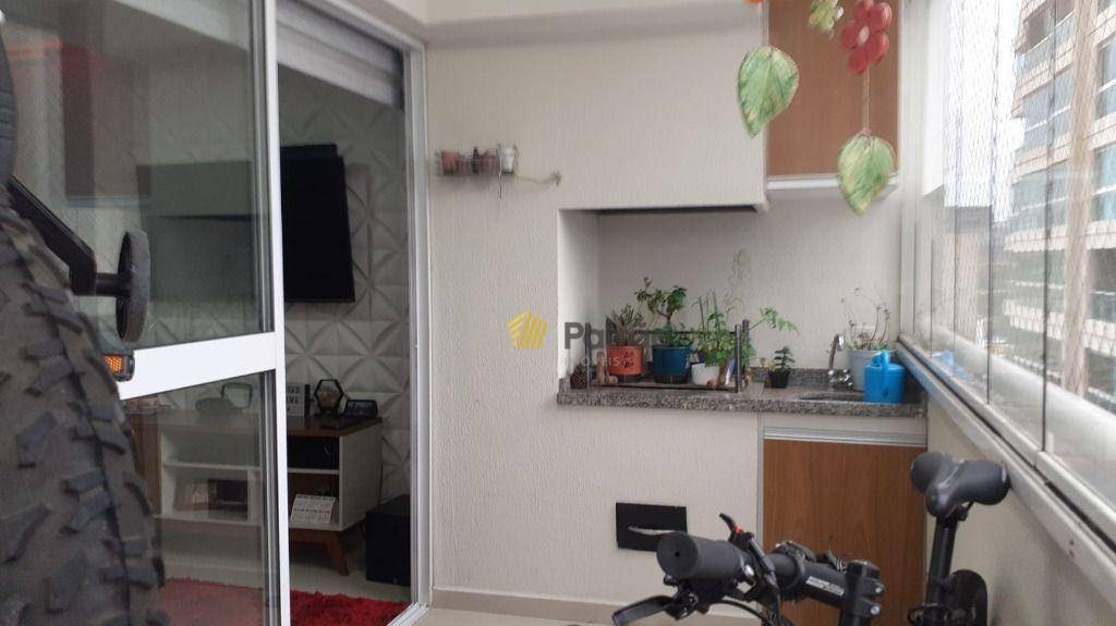 Apartamento à venda com 3 quartos, 83m² - Foto 15