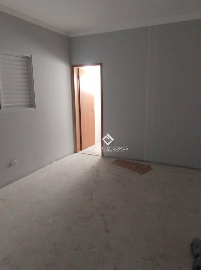 Casa à venda com 3 quartos, 170m² - Foto 7