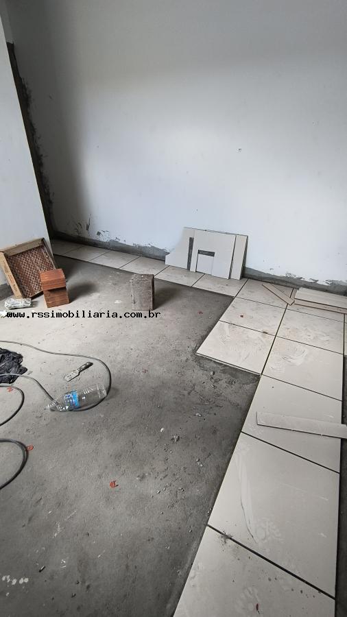 Casa à venda com 3 quartos, 65m² - Foto 5