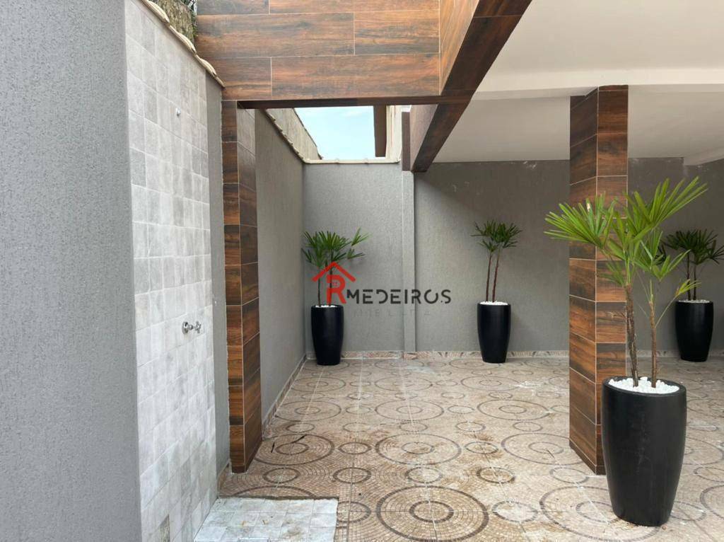 Casa à venda com 2 quartos, 63m² - Foto 3