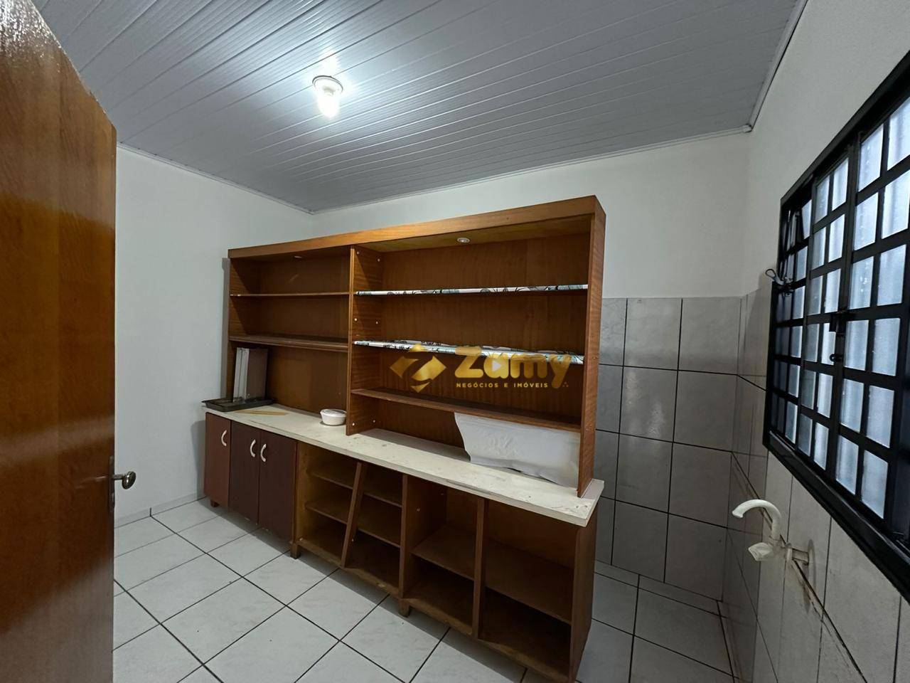 Casa à venda com 3 quartos, 175m² - Foto 4