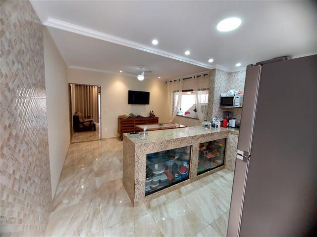 Casa à venda com 3 quartos, 342m² - Foto 12