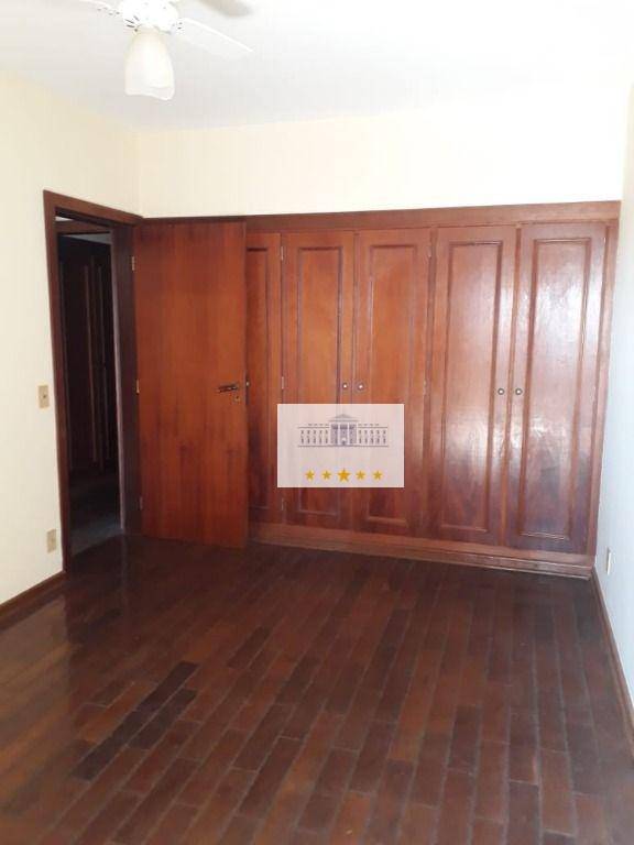 Apartamento à venda com 3 quartos, 176m² - Foto 2