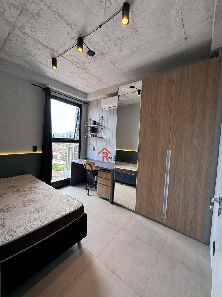 Apartamento à venda com 2 quartos, 70m² - Foto 13