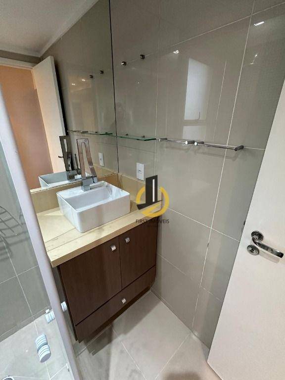 Apartamento à venda com 3 quartos, 115m² - Foto 17