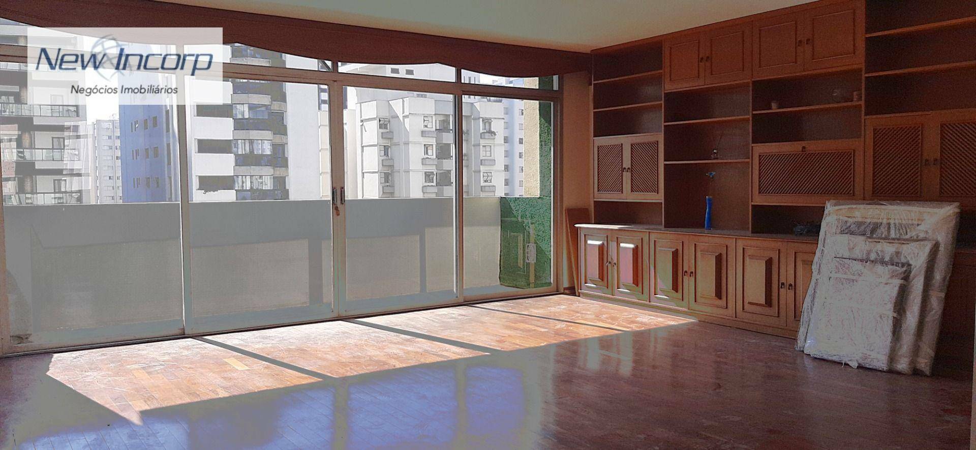 Apartamento à venda com 4 quartos, 210m² - Foto 7