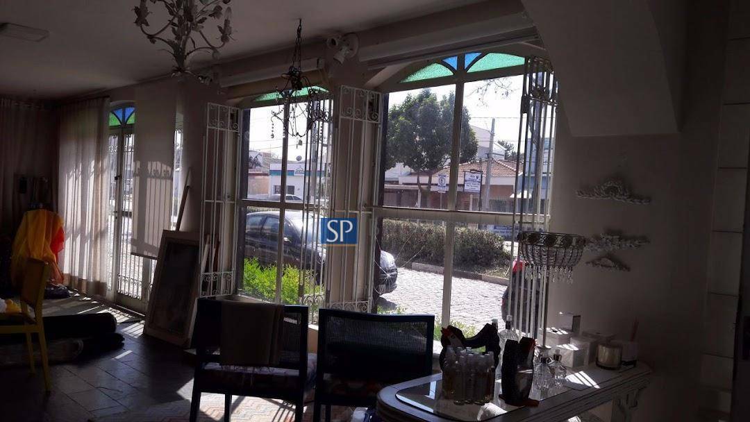 Casa, 3 quartos, 238 m² - Foto 2