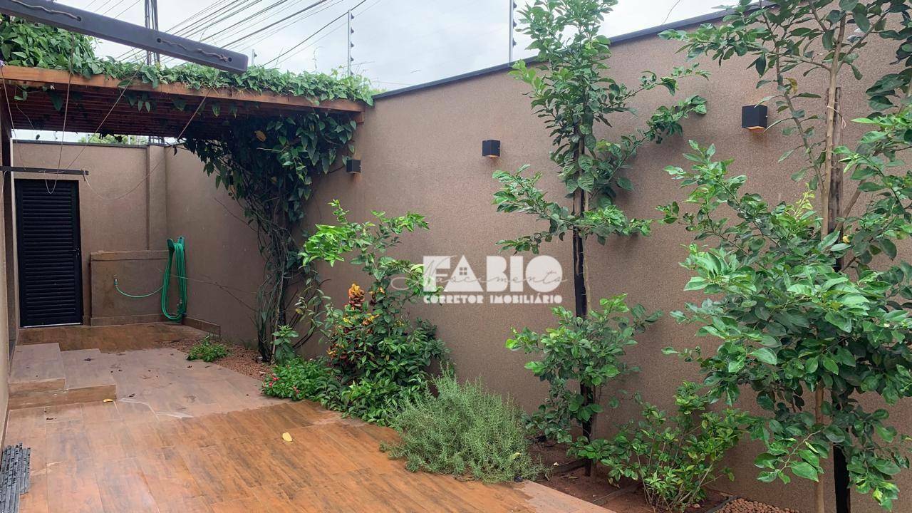 Casa à venda com 3 quartos, 250m² - Foto 26