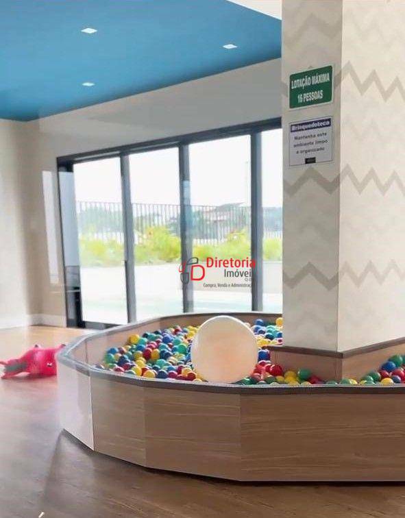 Apartamento à venda com 3 quartos, 94m² - Foto 11