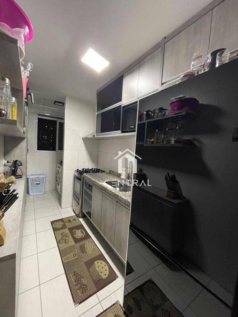 Apartamento à venda com 3 quartos, 73m² - Foto 9