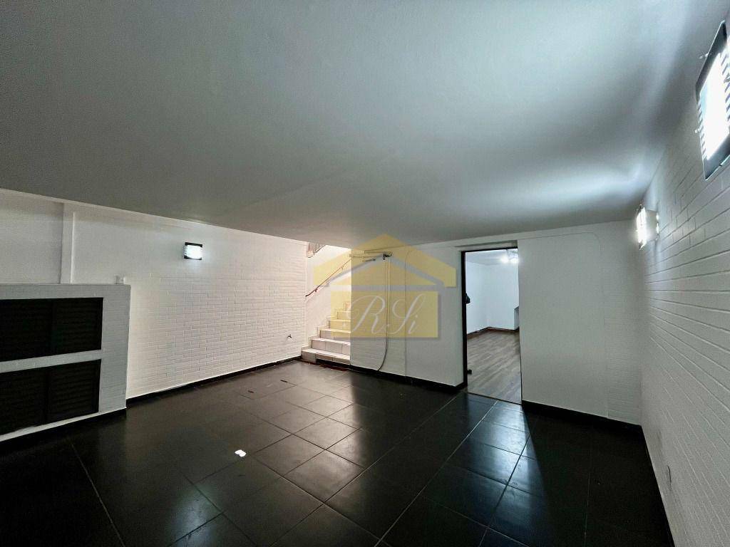 Sobrado à venda e aluguel com 4 quartos, 220m² - Foto 22