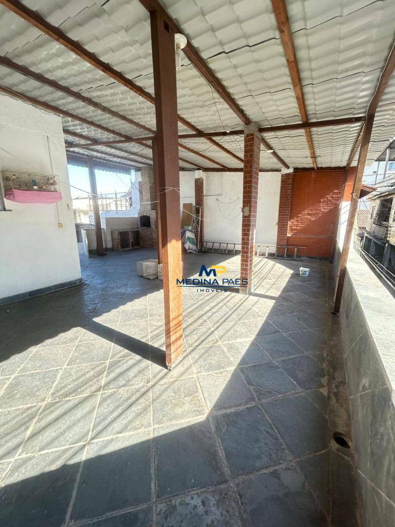 Casa à venda com 2 quartos, 46m² - Foto 24