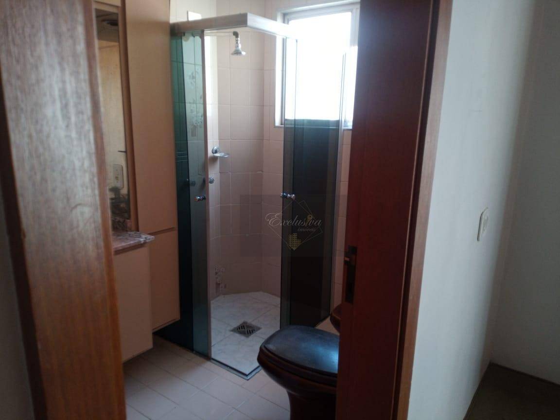 Apartamento à venda com 4 quartos, 237m² - Foto 12