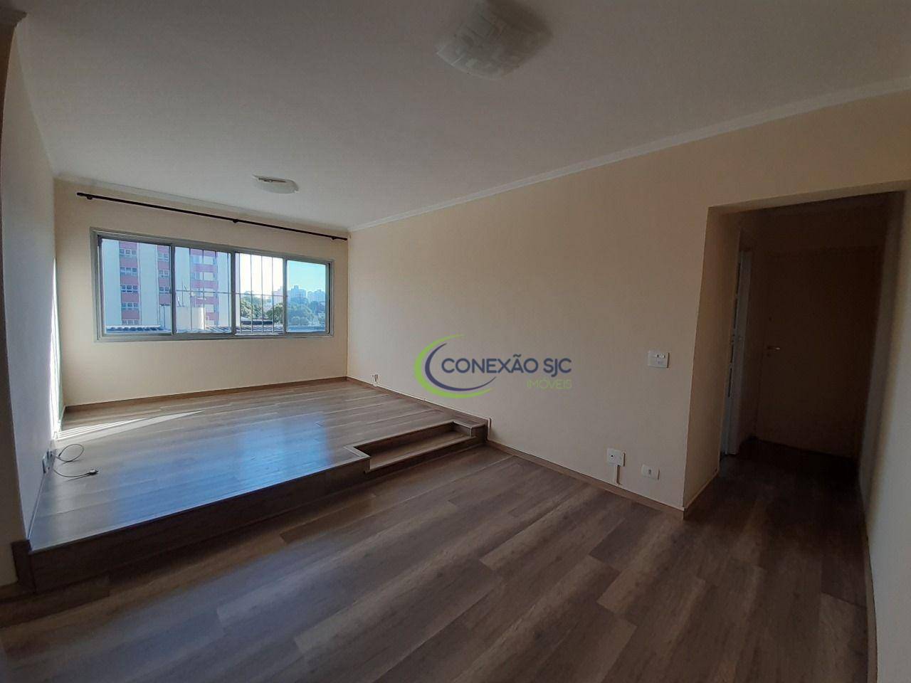 Apartamento à venda com 2 quartos, 76m² - Foto 2