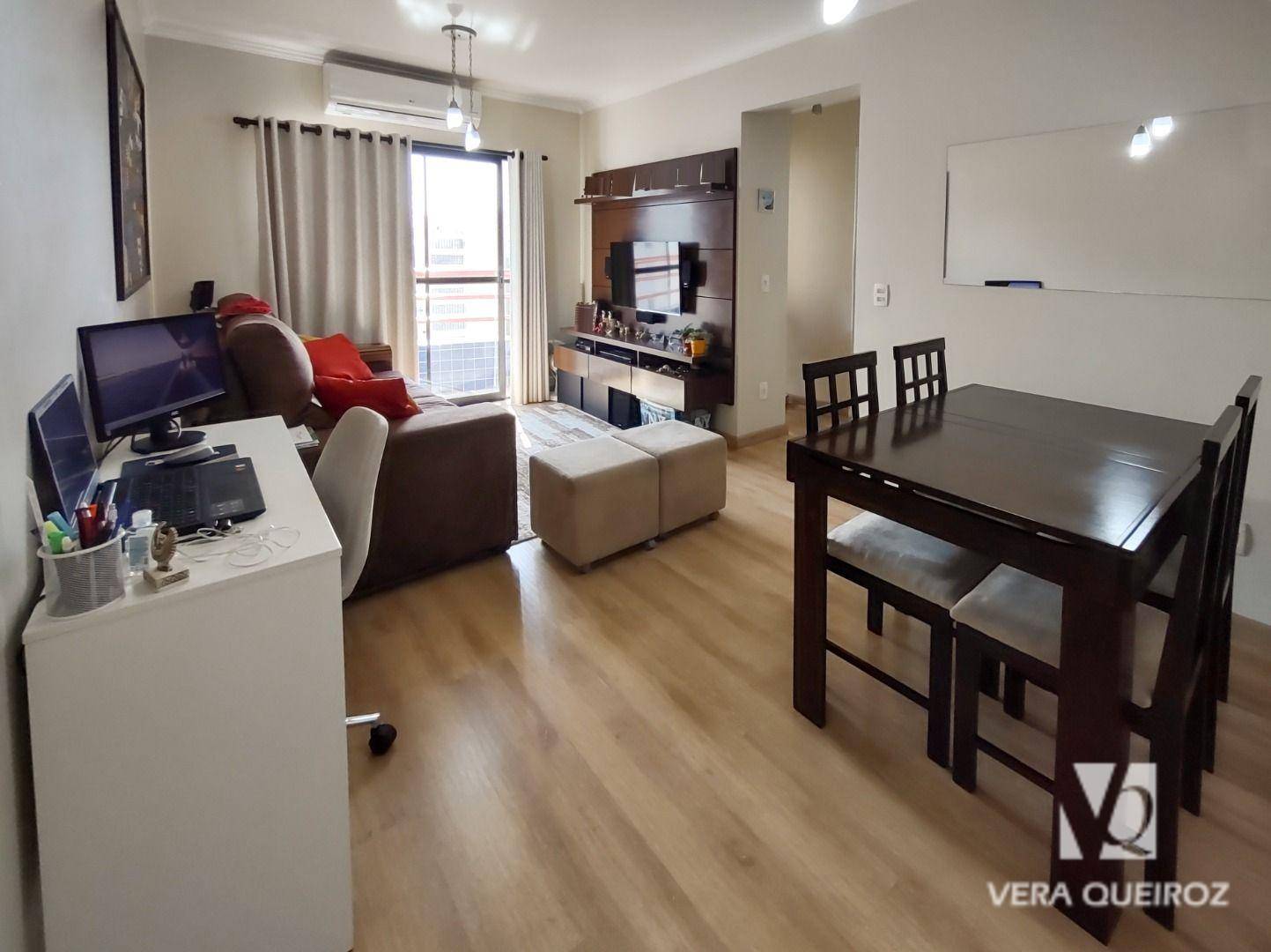 Apartamento à venda com 1 quarto, 50m² - Foto 1