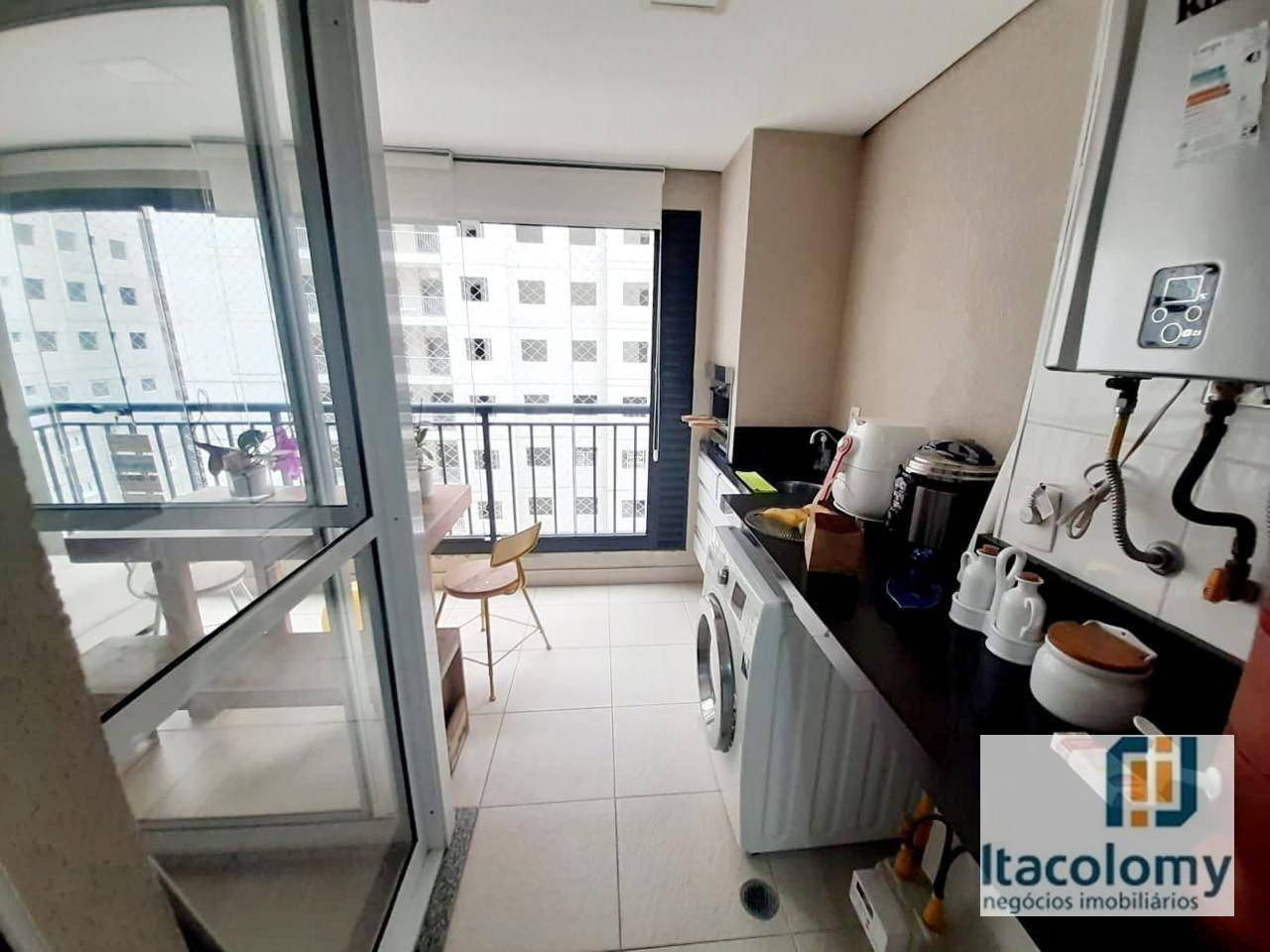 Apartamento à venda com 2 quartos, 62m² - Foto 4